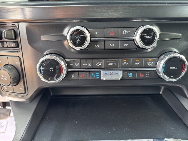 2025 Ford F-250 XL photo 8
