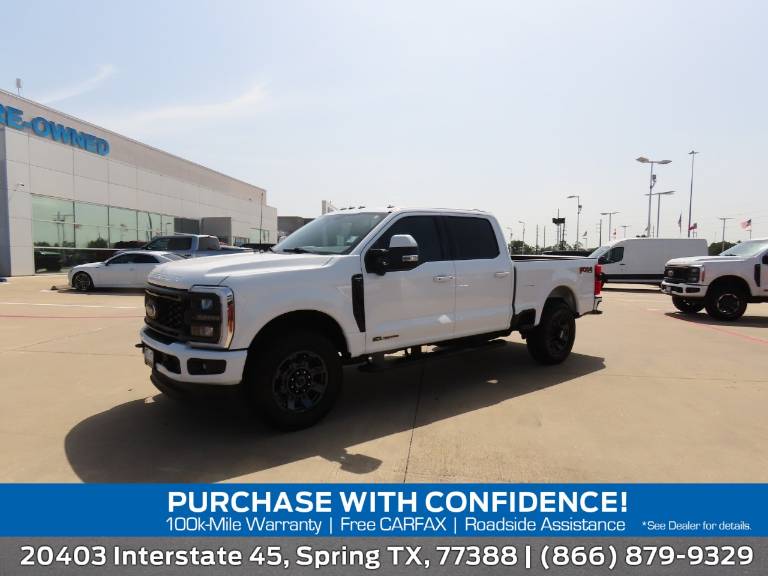 2023 Ford Super Duty F-250 SRW LARIAT 4WD Crew Cab 6.75' Box