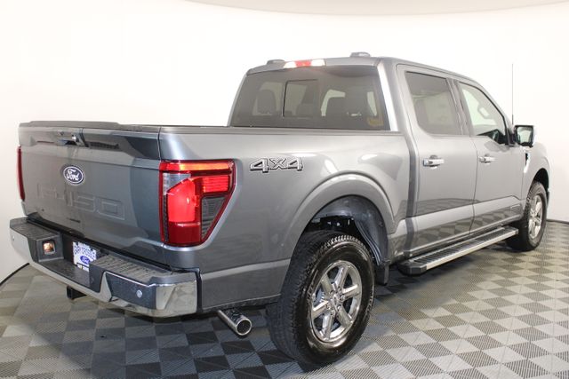 2025 Ford F-150 XLT photo 2