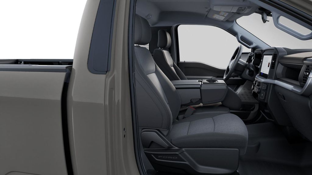 2025 Ford F-150 XL photo 3