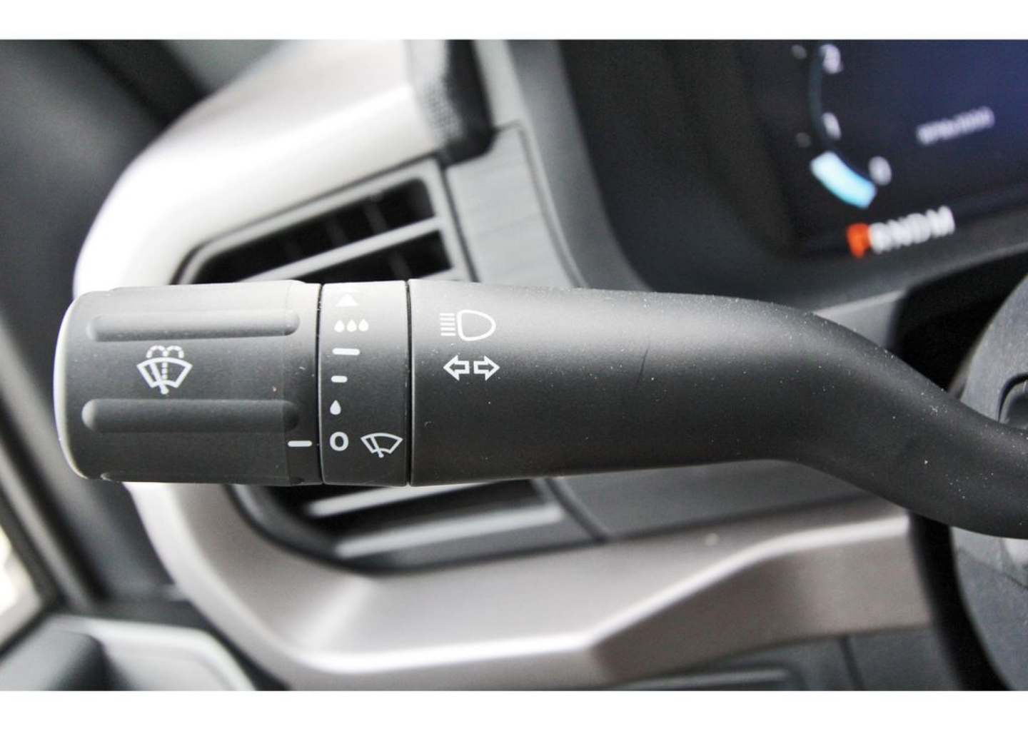 2025 Ford F-150 XL - Photo 7