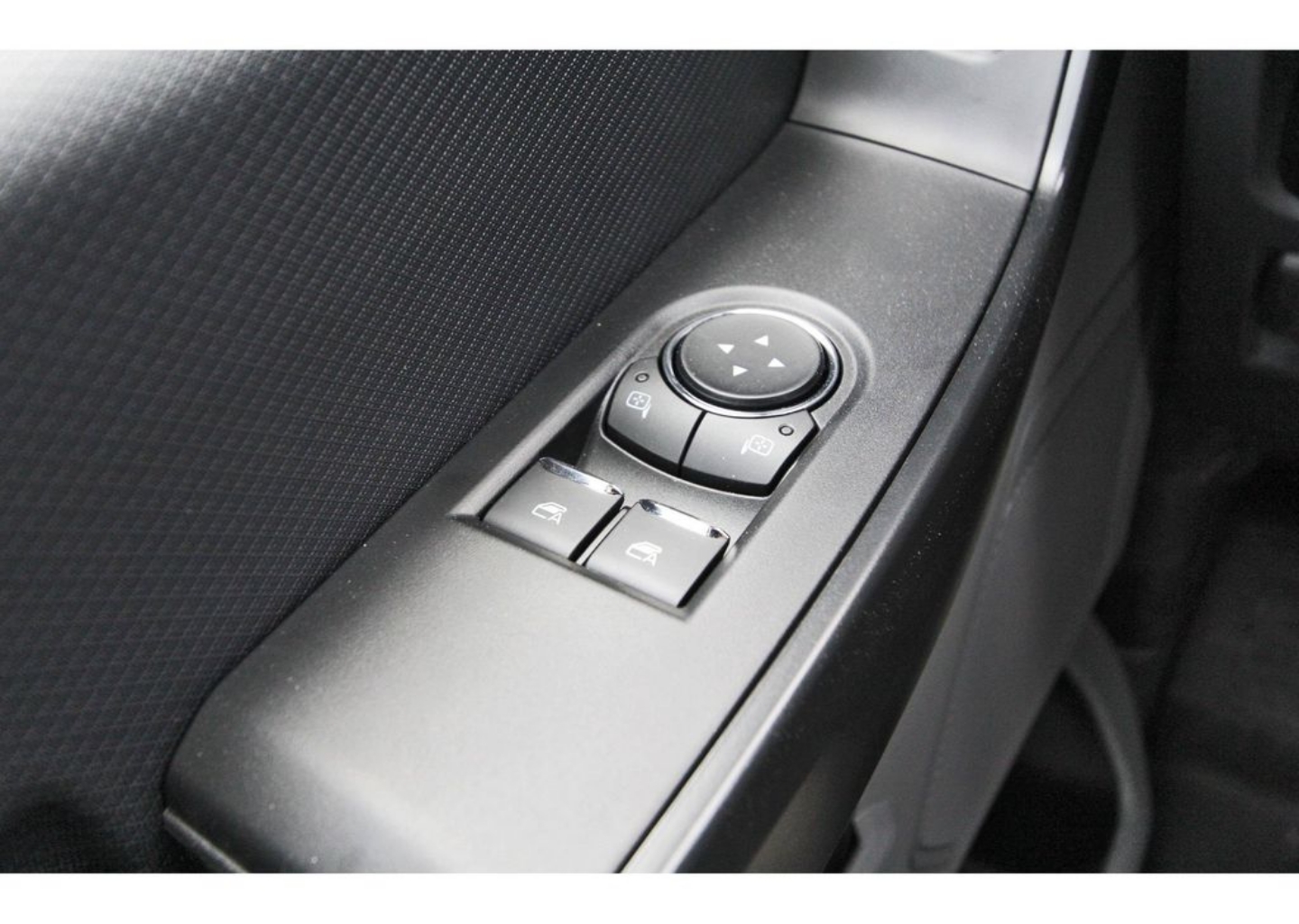 2025 Ford F-150 XL - Photo 10