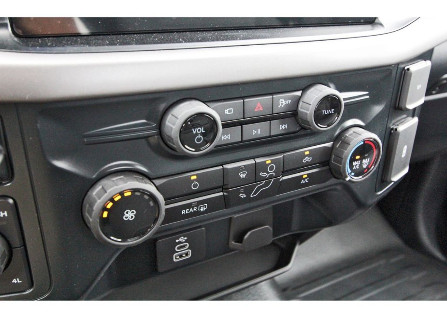 2025 Ford F-150 XL - Photo 14