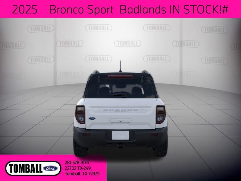 2025 Ford Bronco Sport Badlands photo 2