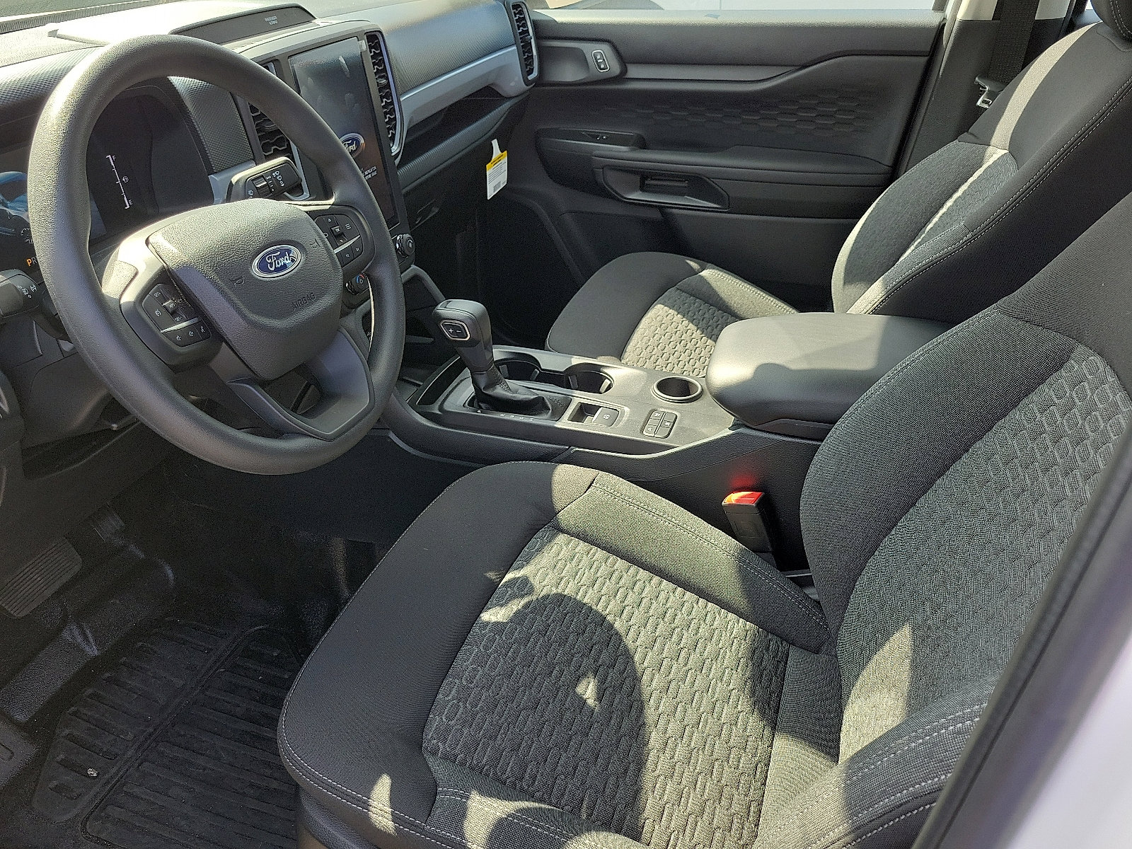2024 Ford Ranger XL photo 3
