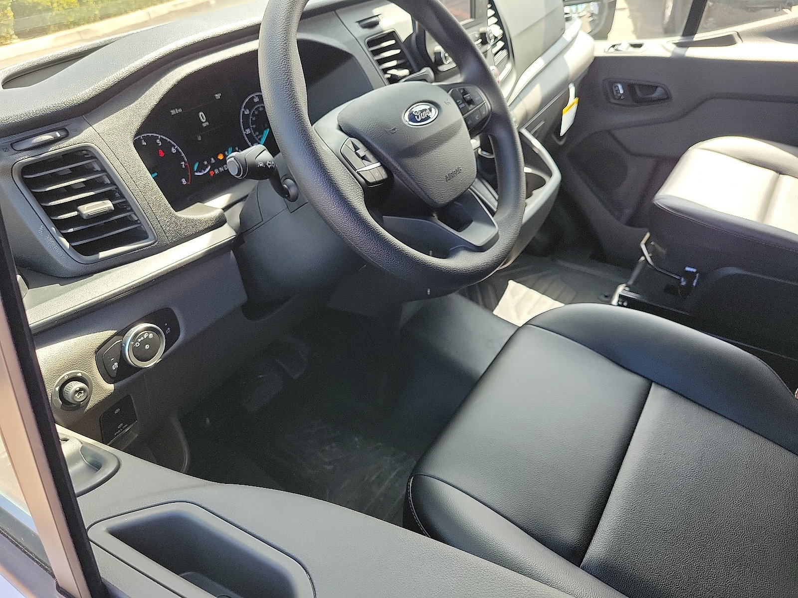2025 Ford Transit Cargo Van XL photo 3