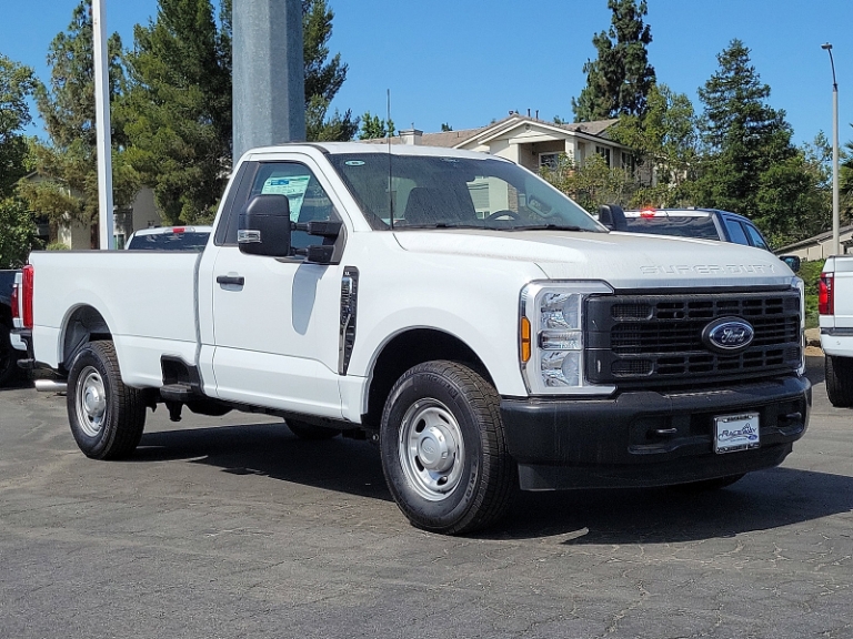 2025 Ford Super Duty F-250 SRW XL