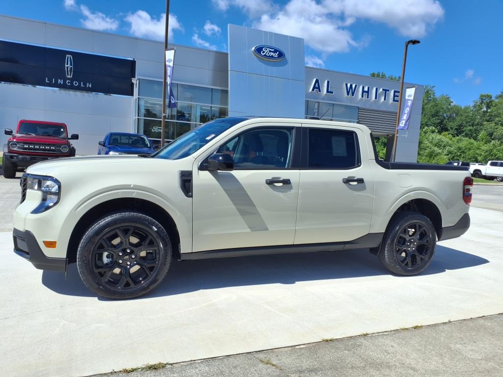 2025 Ford Maverick XLT photo 2