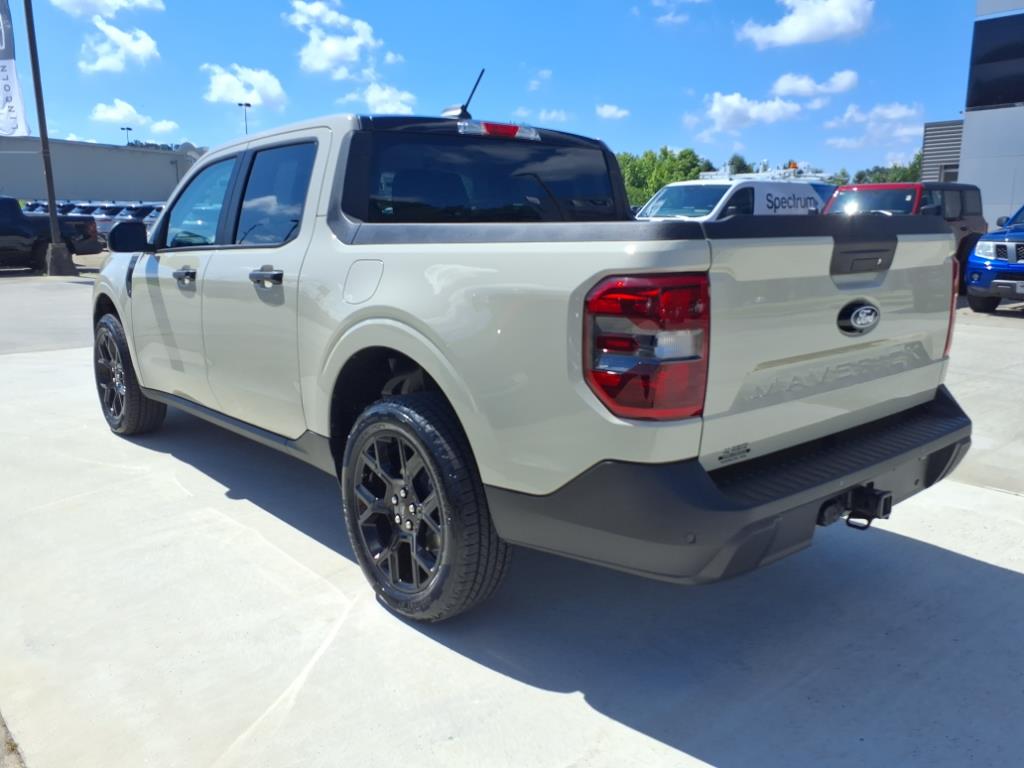 2025 Ford Maverick XLT photo 3