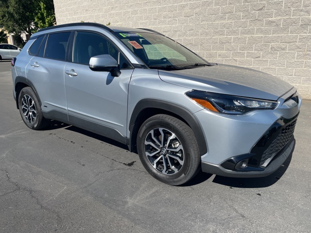 2023 Toyota Corolla Cross Hybrid SE
