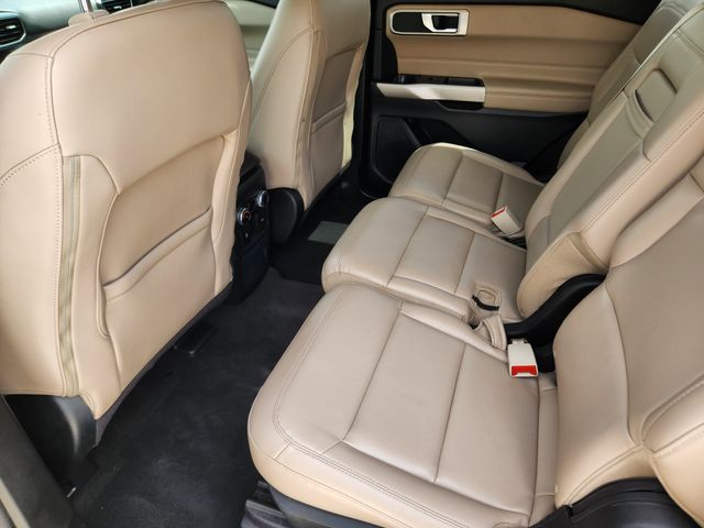 2023 Ford Explorer XLT photo 27