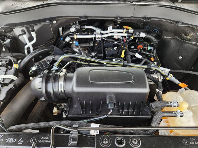 2023 Ford Explorer XLT photo 29