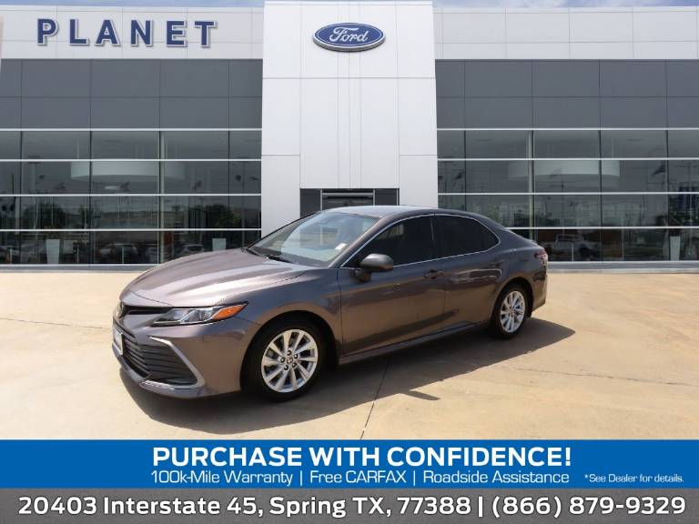 2023 Toyota Camry LE Auto