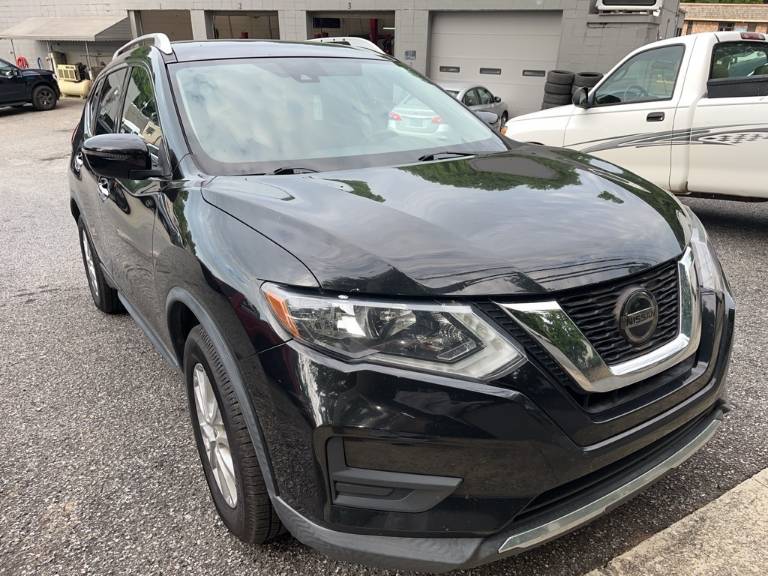 2020 Nissan Rogue SV