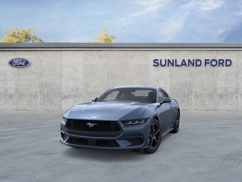 2025 Ford Mustang photo 2