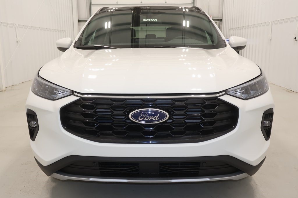 2025 Ford Escape Hybrid ST-Line Select photo 3