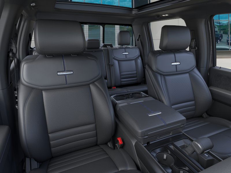 2025 Ford F-150 Platinum photo 7