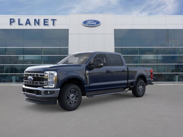 2025 Ford Super Duty F-350 SRW XLT 4WD Crew Cab 6.75' Box