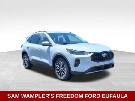 2025 Ford Escape Plug-In Hybrid Base