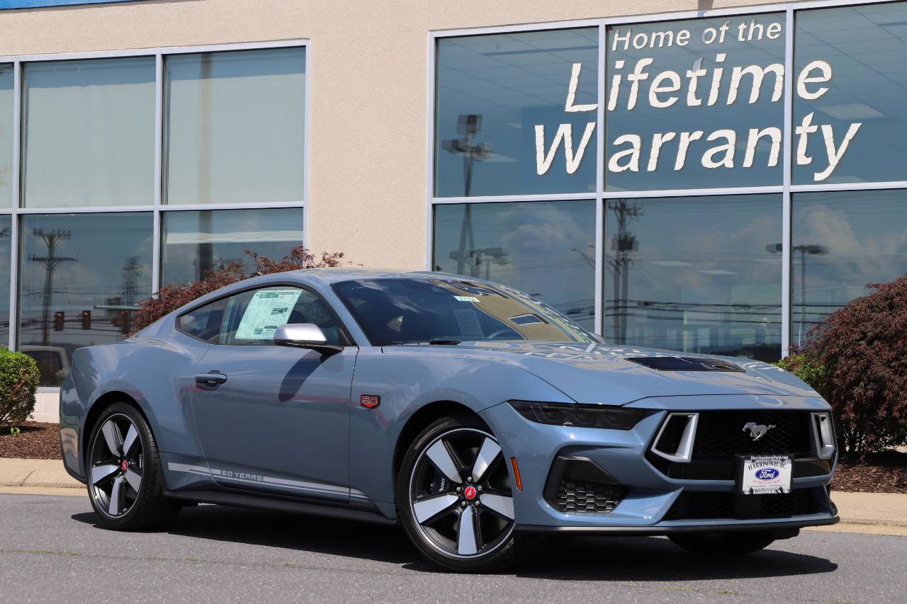 2025 Ford Mustang GT Premium's photo