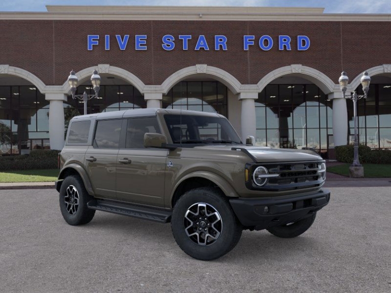 2025 Ford Bronco Outer Banks