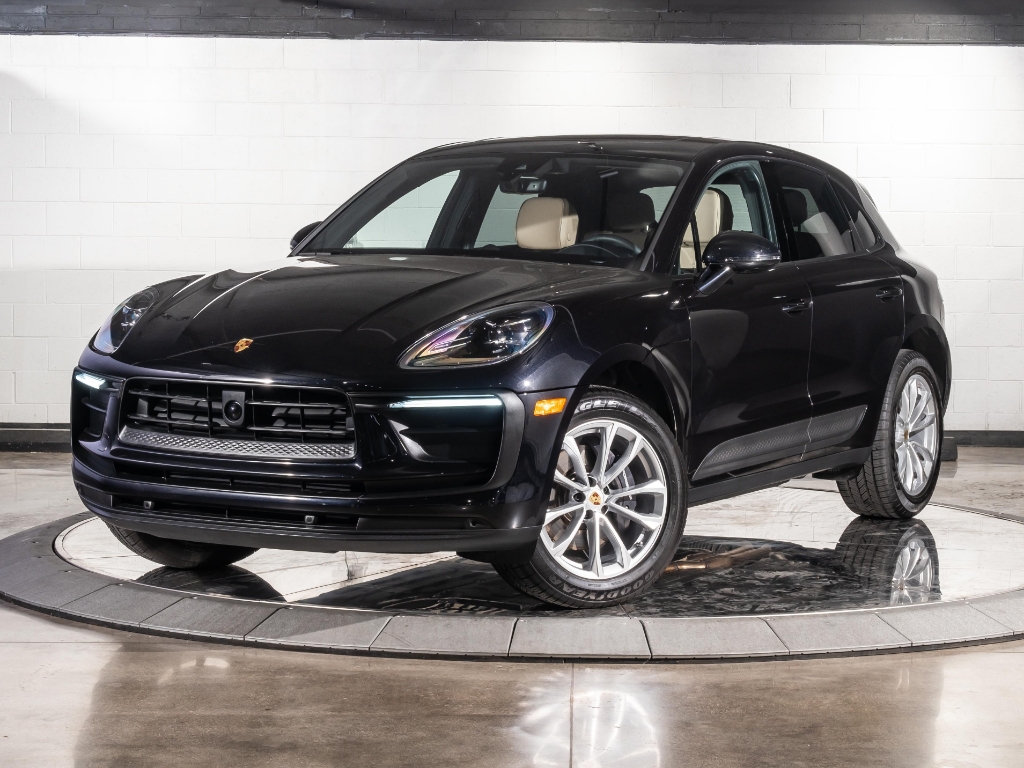 2025 Porsche Macan