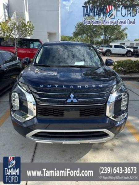 2024 Mitsubishi Outlander SE