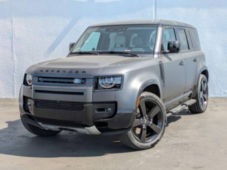 2025 Land Rover Defender 110 P525 V8