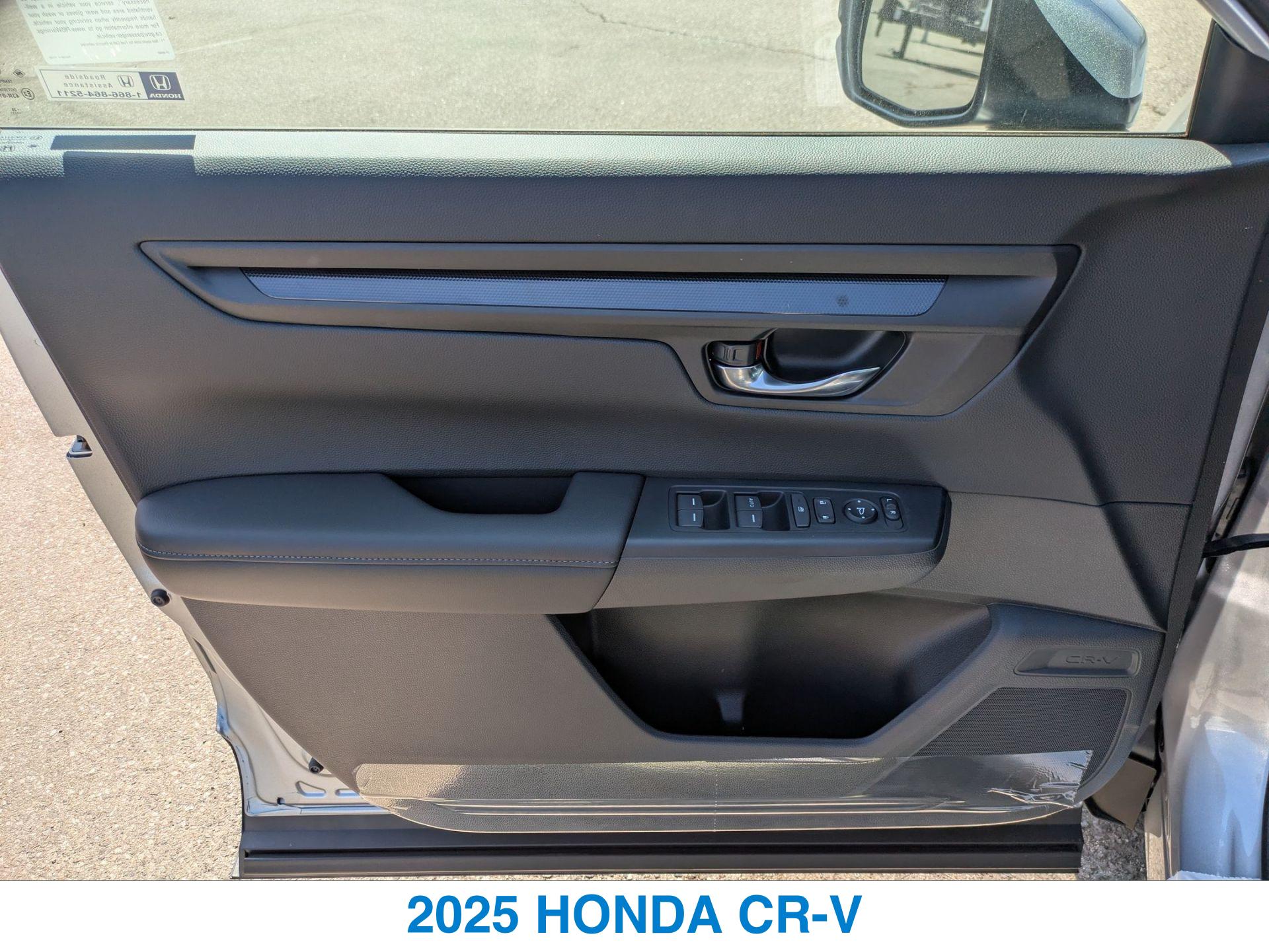 2025 Honda CR-V LX photo 13