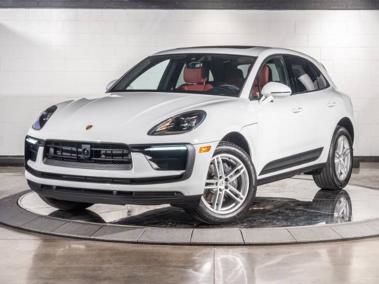 2025 Porsche Macan