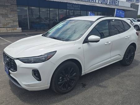 2023 Ford Escape ST-Line Elite