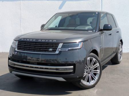 2025 Land Rover Range Rover P400 SE
