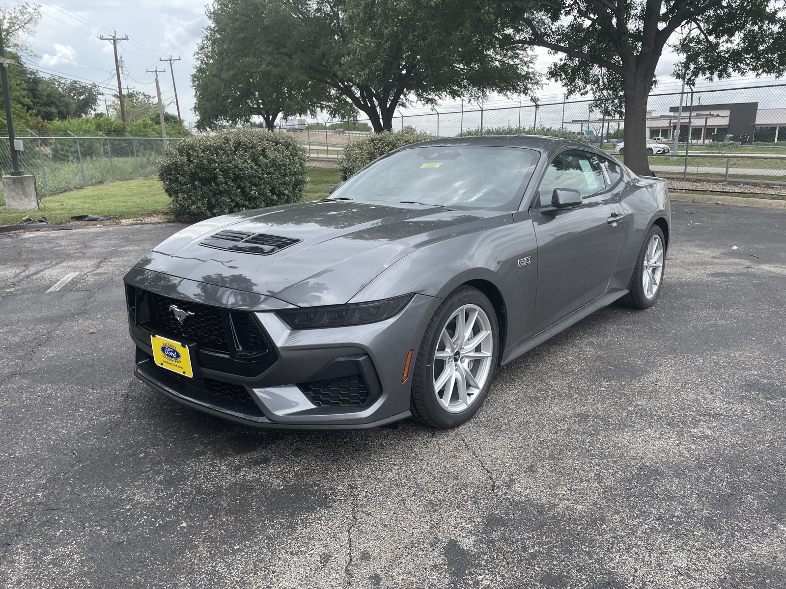 2025 Ford Mustang GT Premium's photo