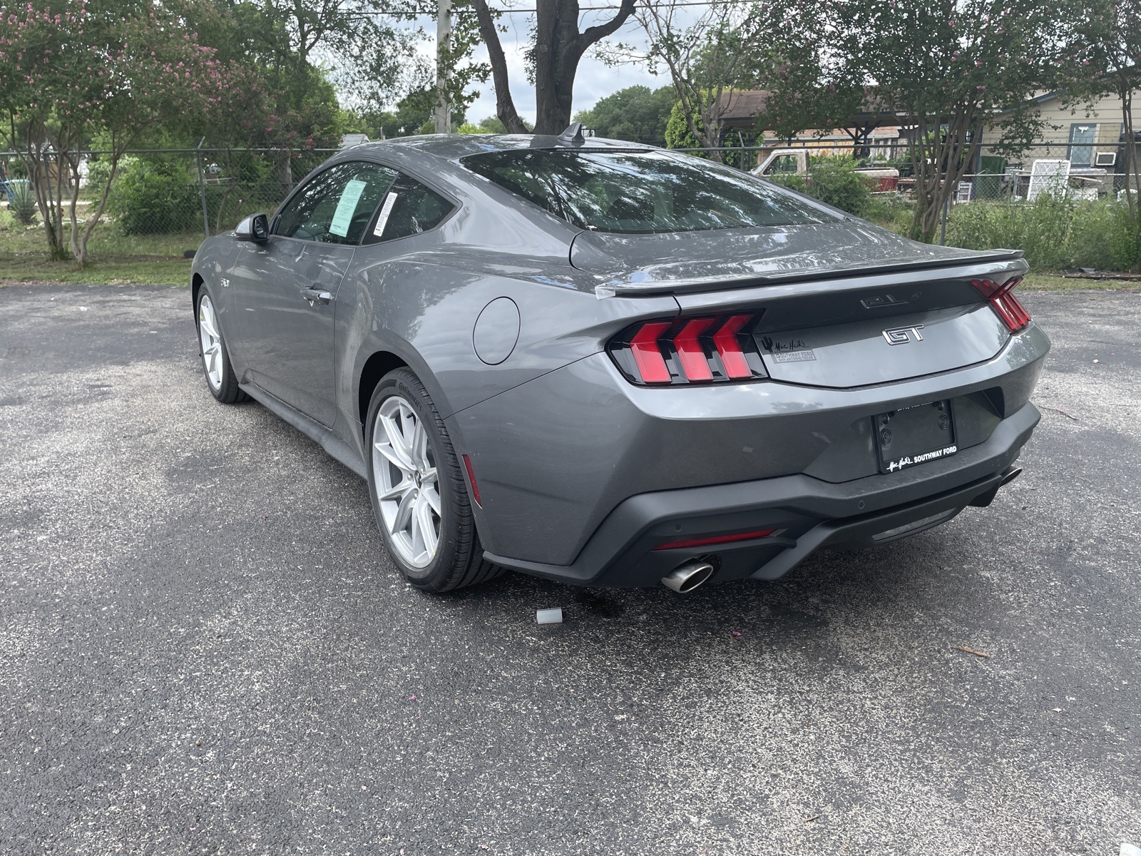 2025 Ford Mustang GT Premium photo 3