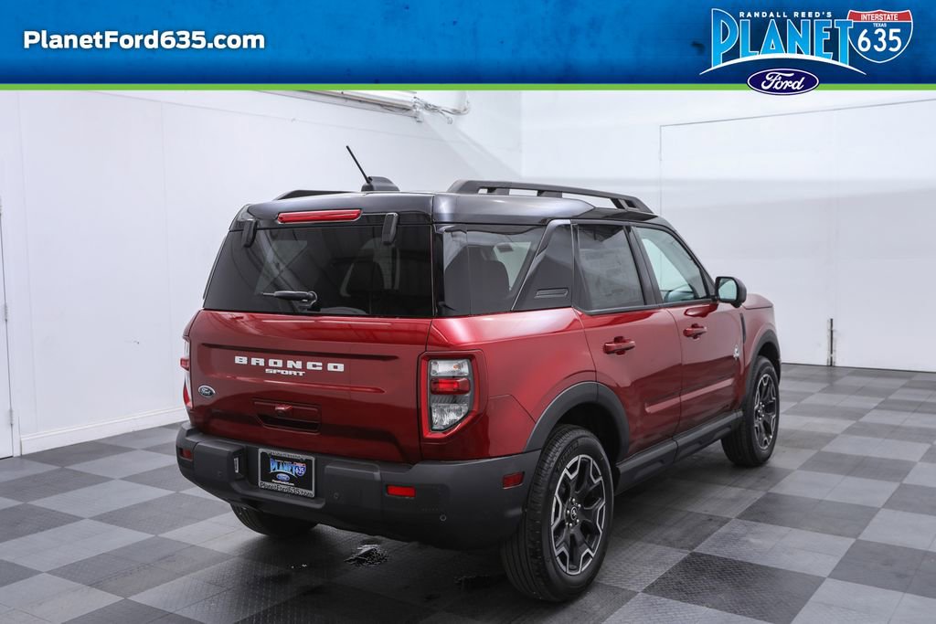2025 Ford Bronco Sport Outer Banks photo 4