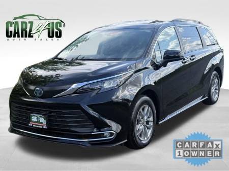 2024 Toyota Sienna XLE