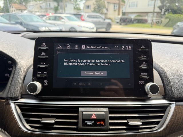 2018 Honda Accord Touring 2.0T photo 29