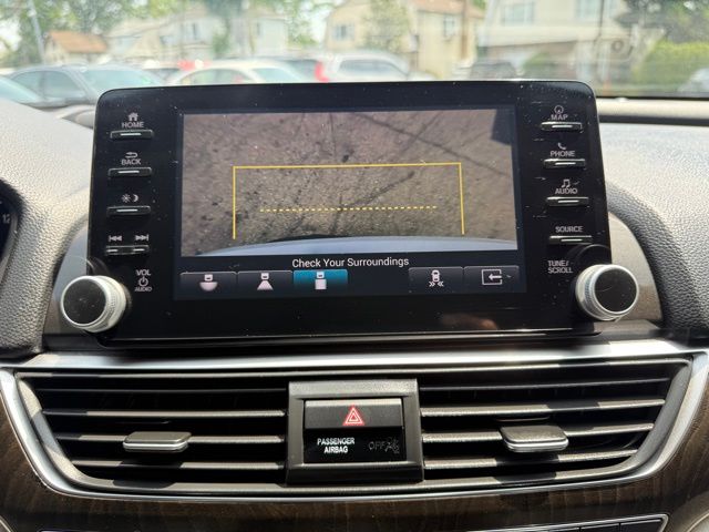 2018 Honda Accord Touring 2.0T photo 33