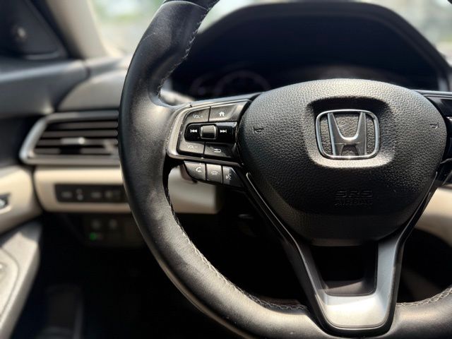 2018 Honda Accord Touring 2.0T photo 35