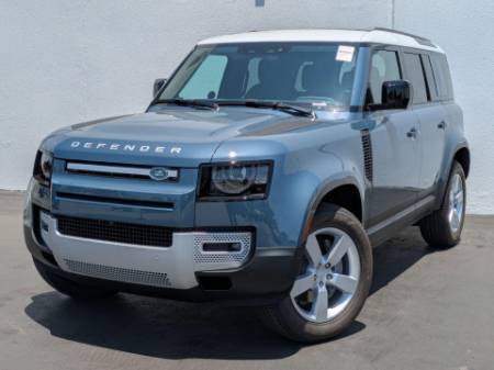 2025 Land Rover Defender 110 P300