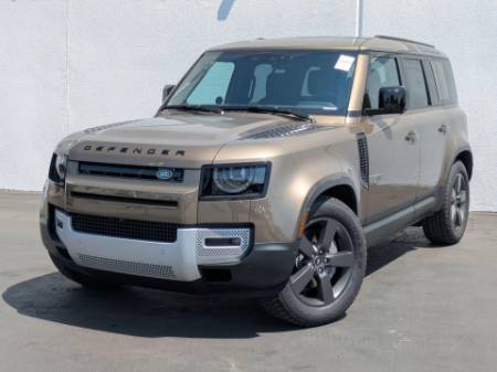 2025 Land Rover Defender 110 P300