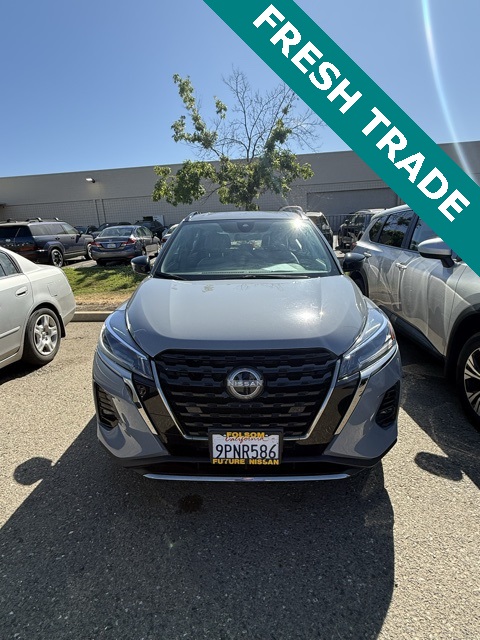 2024 Nissan Kicks SR