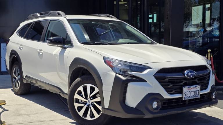 2023 Subaru Outback Premium