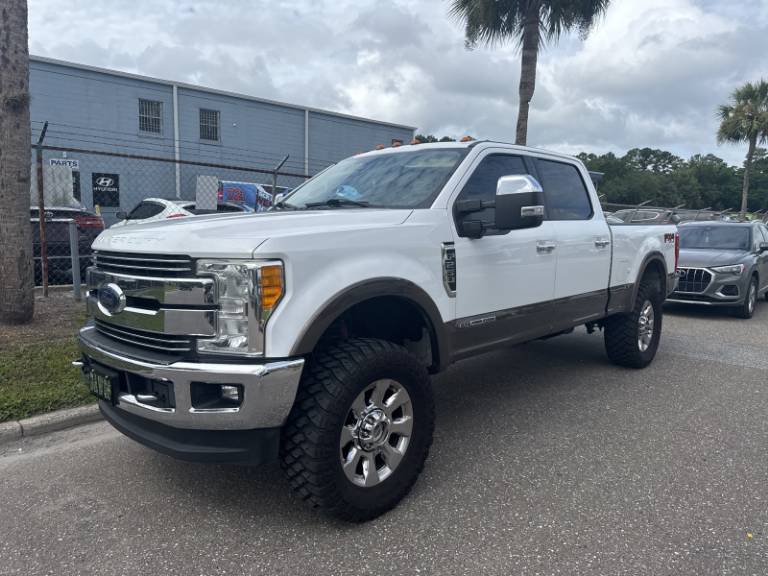 2017 Ford F-250SD LARIAT