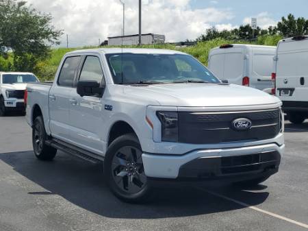 2025 Ford F-150 Lightning Flash