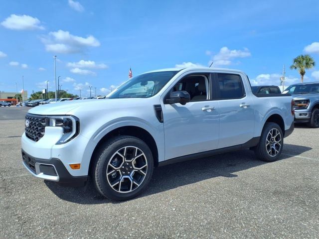 2025 Ford Maverick Lariat photo 3