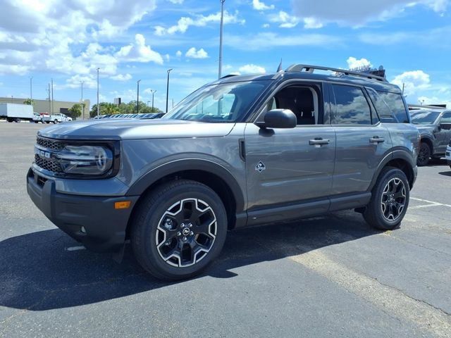 2025 Ford Bronco Sport Outer Banks photo 3