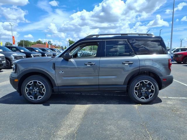2025 Ford Bronco Sport Outer Banks photo 4