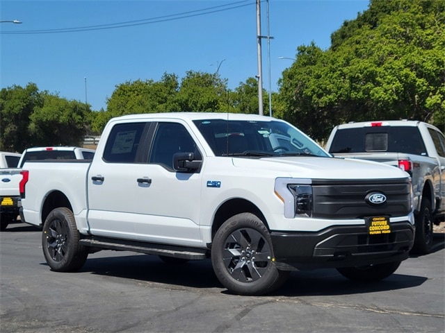 2025 Ford F-150 Lightning PRO