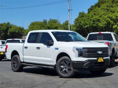 2025 Ford F-150 Lightning PRO